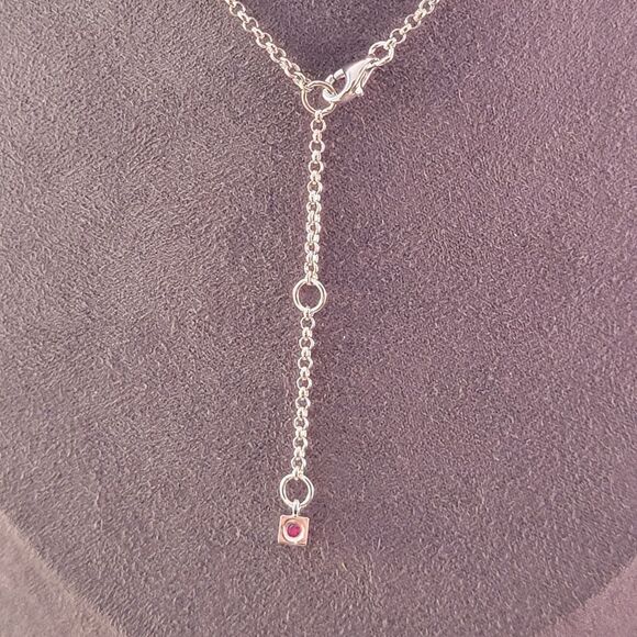 New ELLE Sterling Quatrefoil Modern Openwork Statement Necklace - Picture 9 of 10